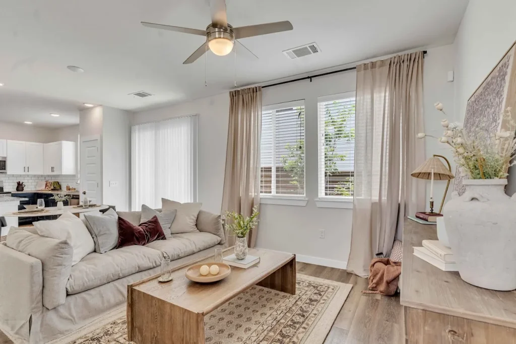 YardHomes Parkside Apartments High Ceilings