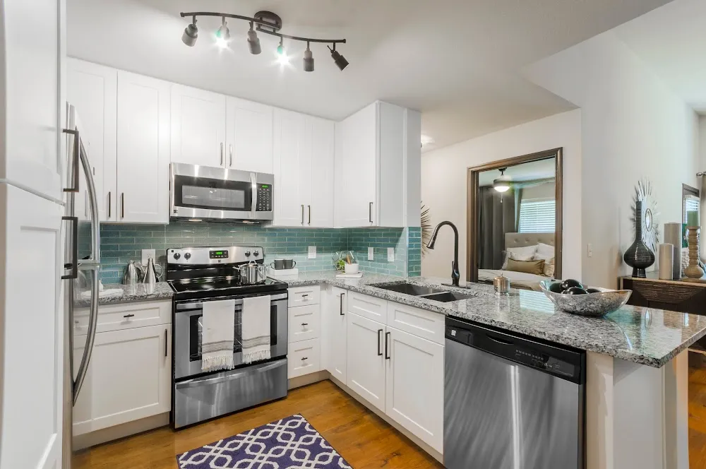 Sunstone Village Denton Apartments with Washer/Dryer