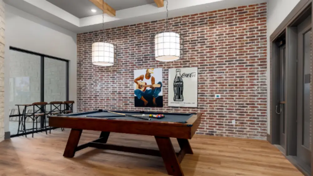 Hunters Creek Apartments