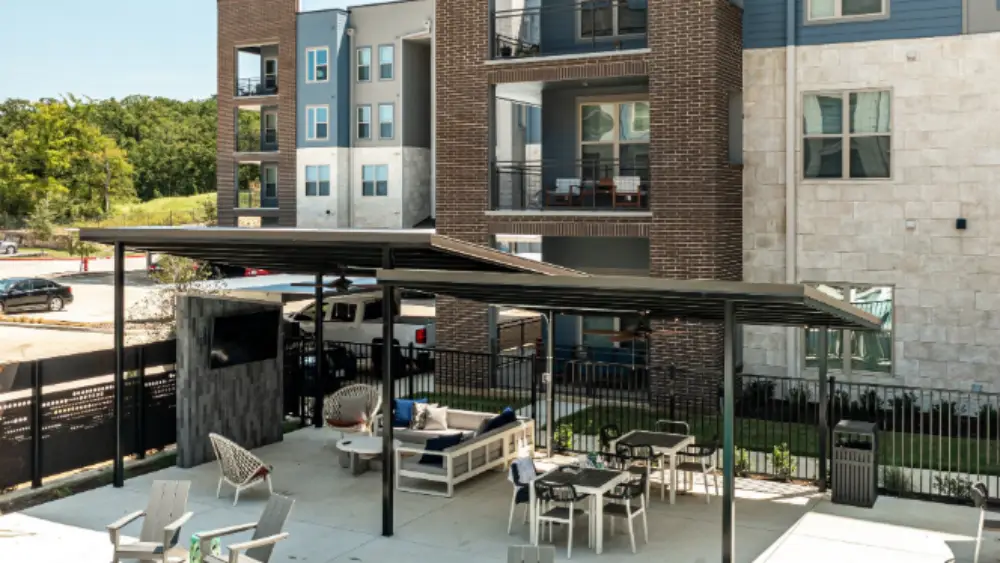 Eighteen 51 Brinker